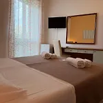 ホテル La Plancia 3*